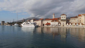 Dragutin Apartment & Rooms